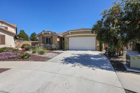 37520 River Oats Lane