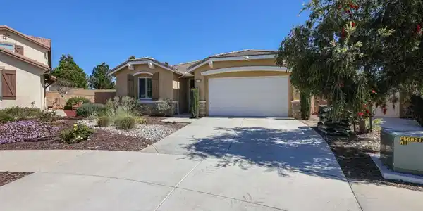 37520 River Oats Lane