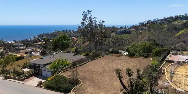729 Enchanted Way