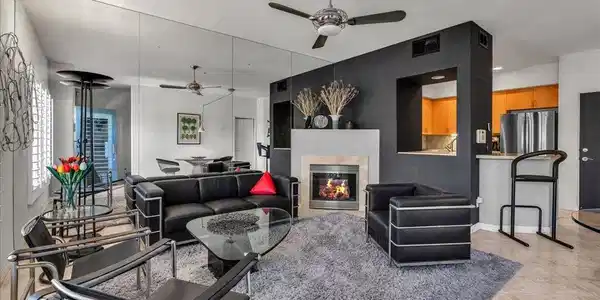 1520 N Via Miraleste