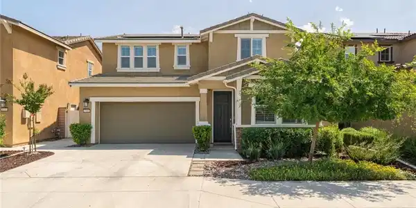 1704 Camellia Lane