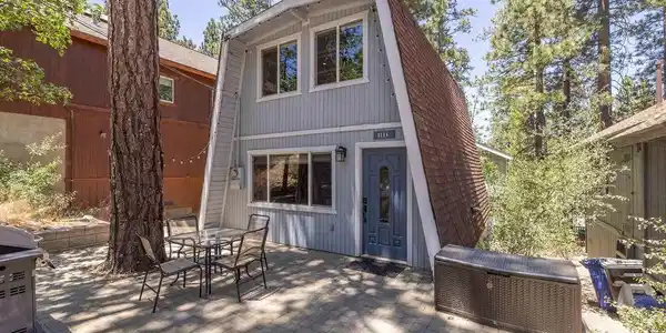 1111 W Alta Vista