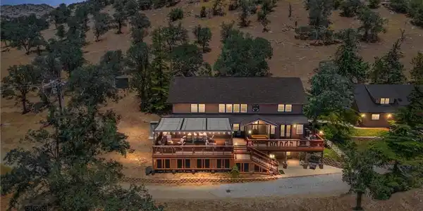 20205 Old Town Road
