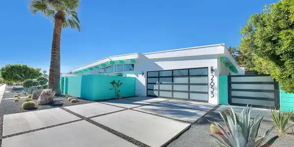 2653 N Kitty Hawk Drive