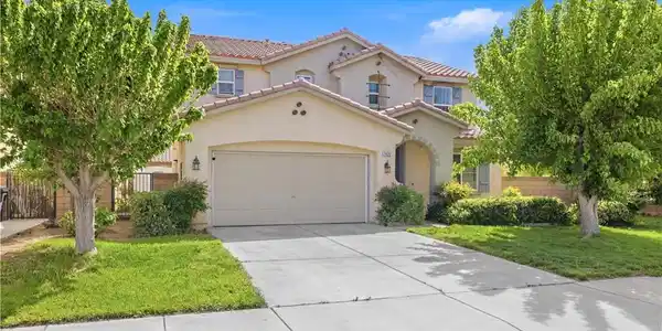 2822 Emerald