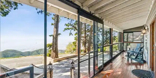 22988 Valley View