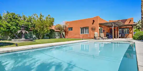 54695 Avenida Madero