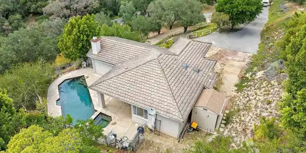 2557 Live Oak Park Rd