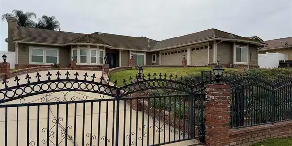 14253 Meadowlands
