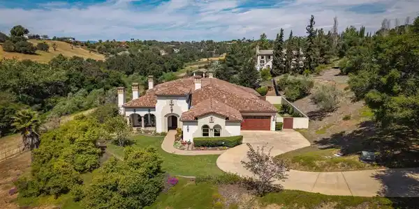 4229 Bridlewood Road