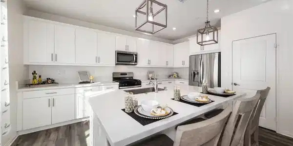 13438 Limestone