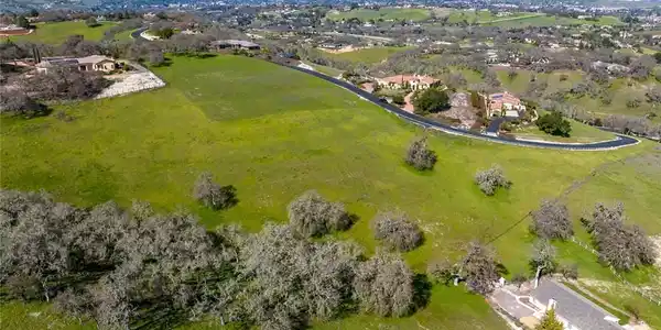 1855 Hanging Tree Lane