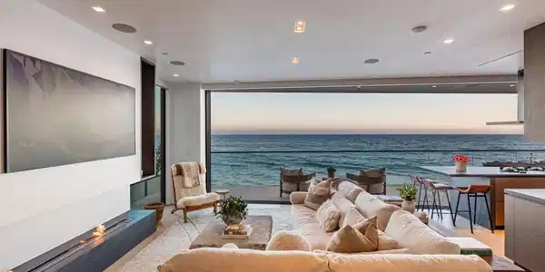 18954 Pacific Coast Highway