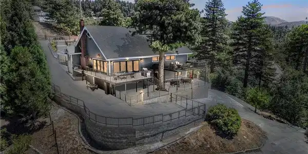 30461 Live Oak Drive