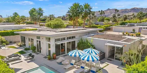 1570 E Sunny Dunes Road