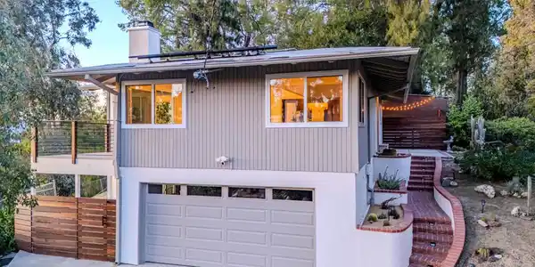 5101 Calatrana Drive