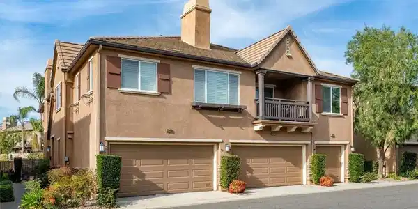 19345 Laroda Lane