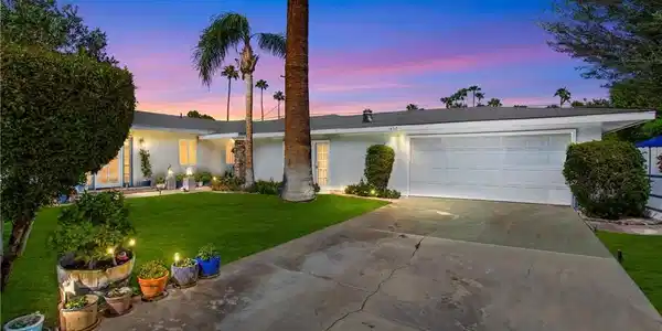 1450 Tamarisk Rd