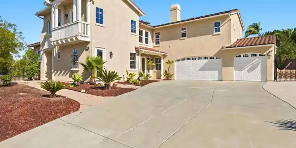 399 Amparo Dr