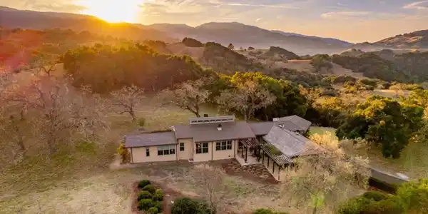3 Refugio Trace