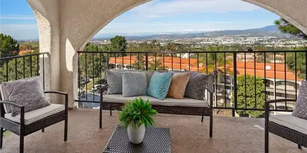 4006 Calle Sonora Oeste