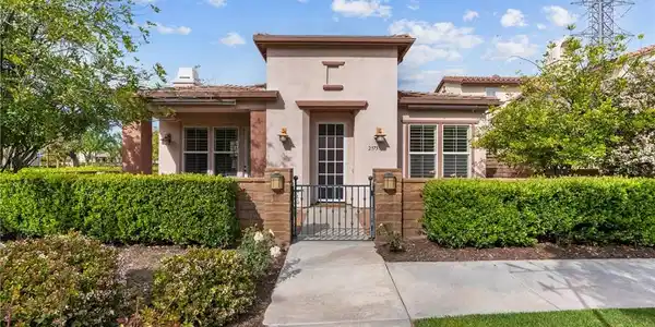 23753 Maple Leaf Court