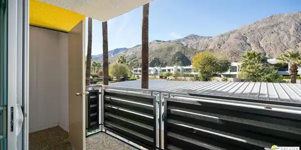 588 E San Lorenzo Road