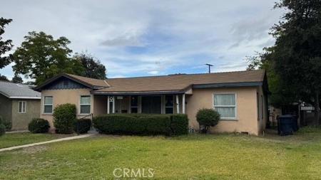 1017 E Colton