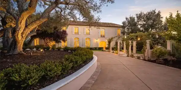 2520 Nightshade Place