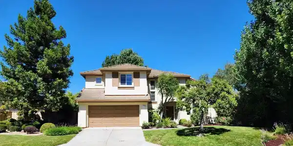 21940 Hearthwood Court