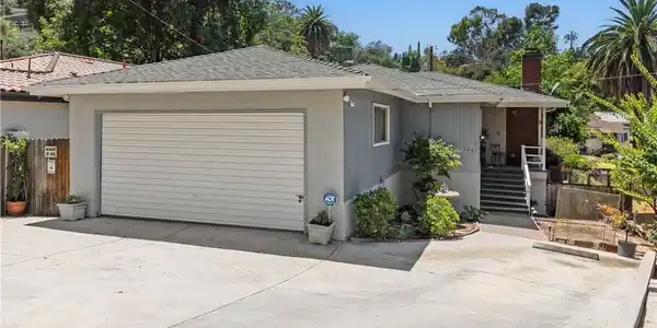 1221 Kolle Avenue