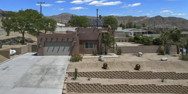 49110 Vista Drive