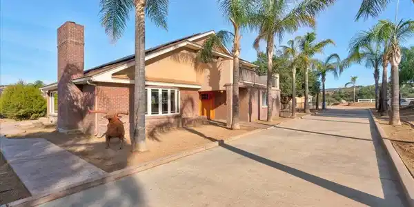 672 Philton Drive