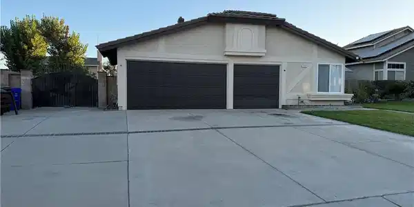 1551 W Via Bello Drive