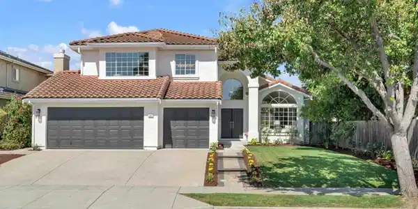 1617 Goldfinch Way
