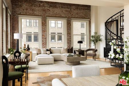 253 S Broadway