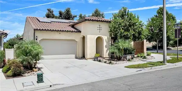 24285 Sunset Vista