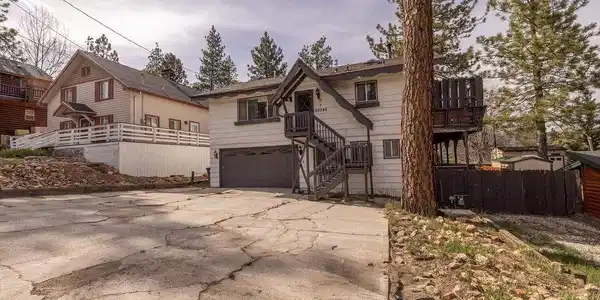 40348 Cliff Lane