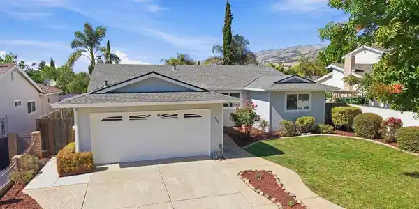 2907 Queens Estates Court