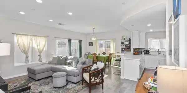 759 Lincoln Place