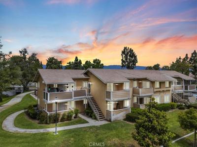 3736 Oak Creek