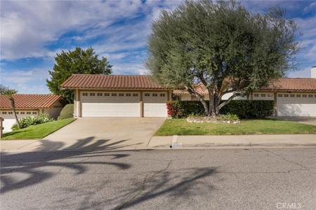 8052 Valle Vista