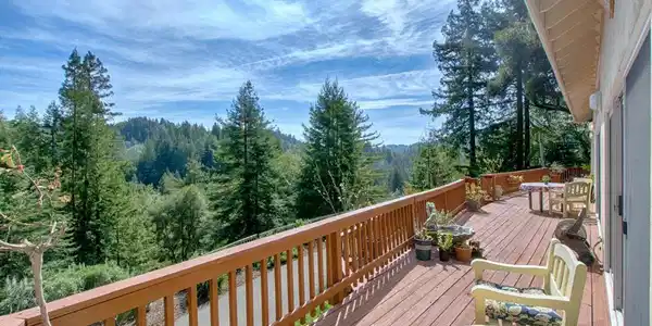 305 Mountain View Road