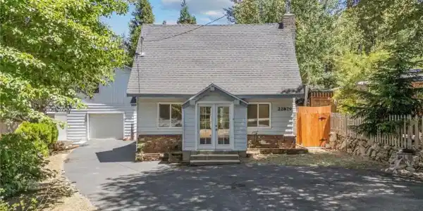 22879 Juniper Lane