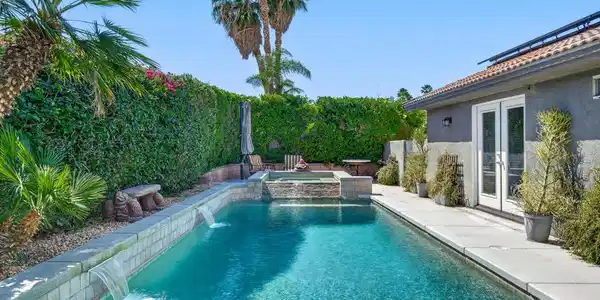 68375 Espada Road