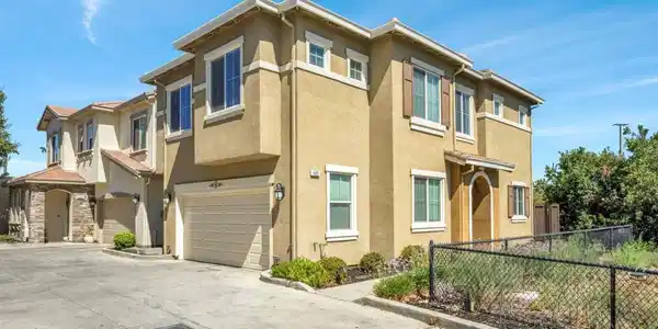 460 Baja Ct