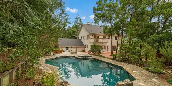 255 Cresci Road