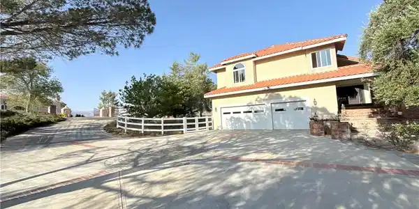 32080 Avenida Donari
