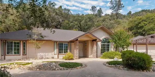 52171 Echo Valley View Court