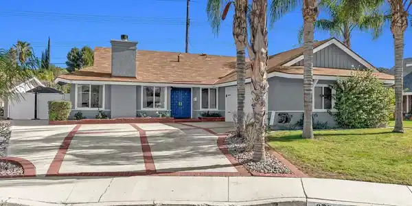 27800 Parkvale Drive